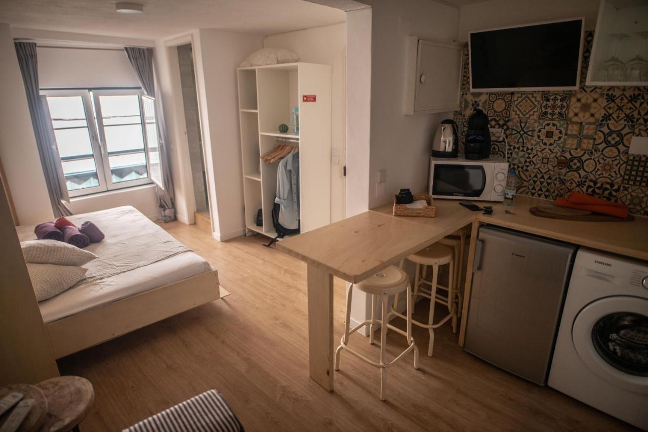 The Blue House - Bica Ropers Apartment Lisbon Bagian luar foto